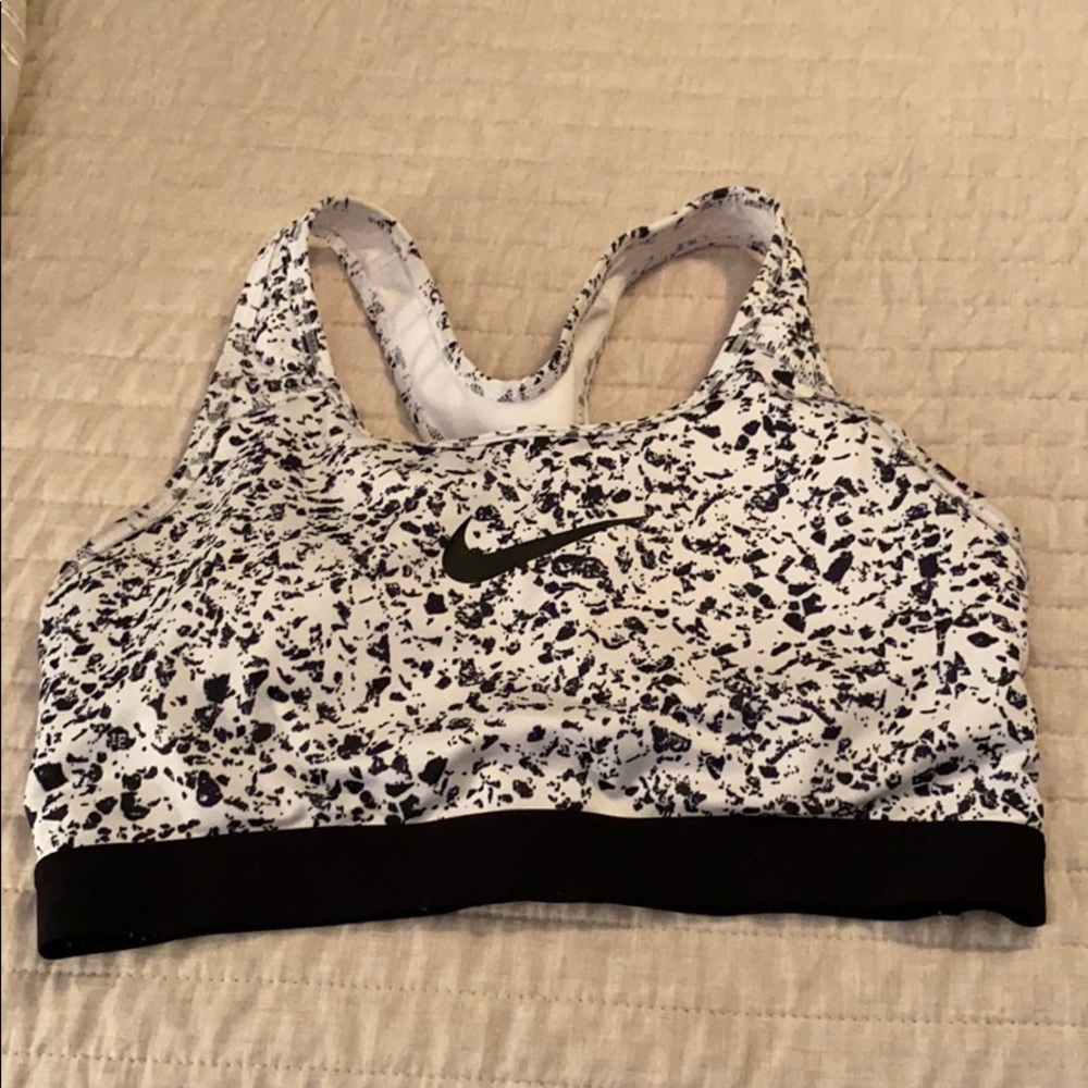 Nike sports bra